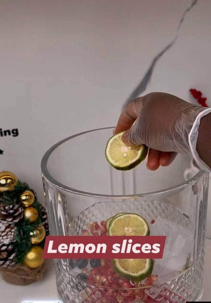 adding-lemon-inside-the-blender-to-be-blended-together-with-the-watermelon