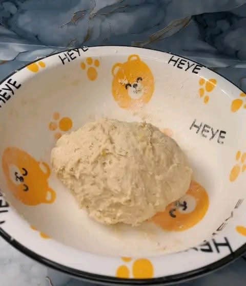 the-dough-in-a-plate