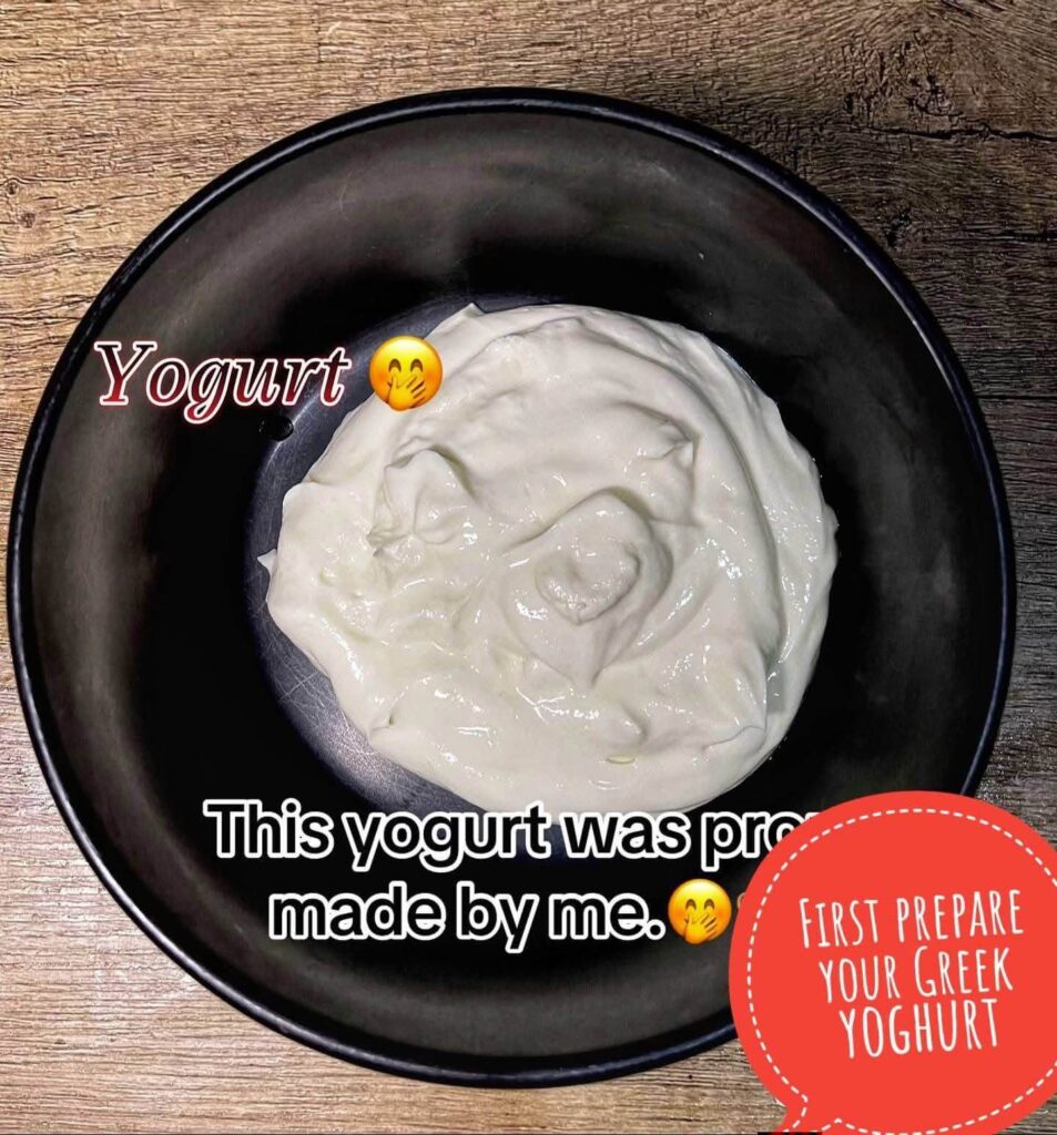 plain-yogurt-in-a-bowl